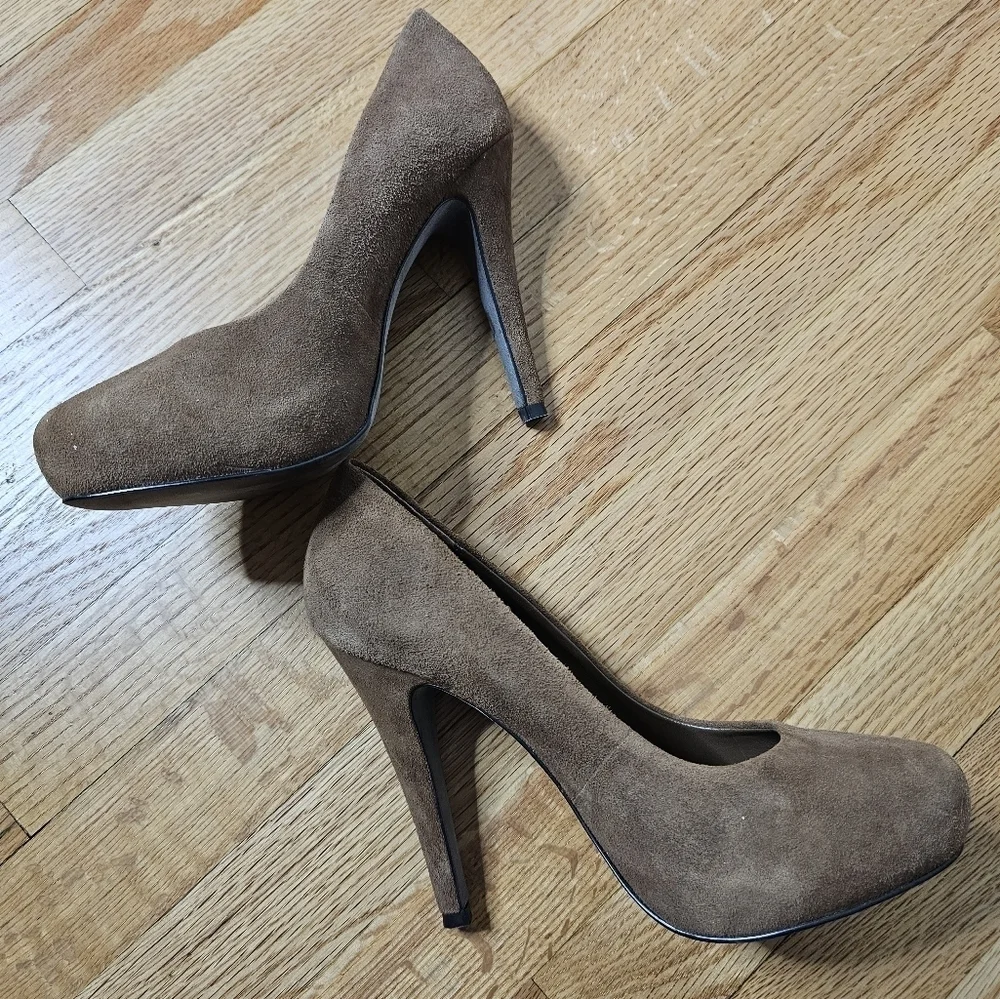ASH Size 8 Tan Suede Stiletto Platform Heels